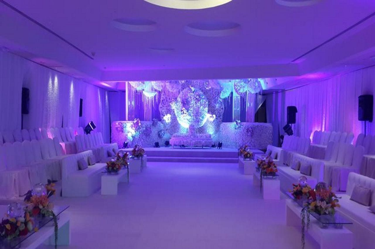Safir Fintas Hotel Kuwait Кувейт Экстерьер фото The Ice Lounge